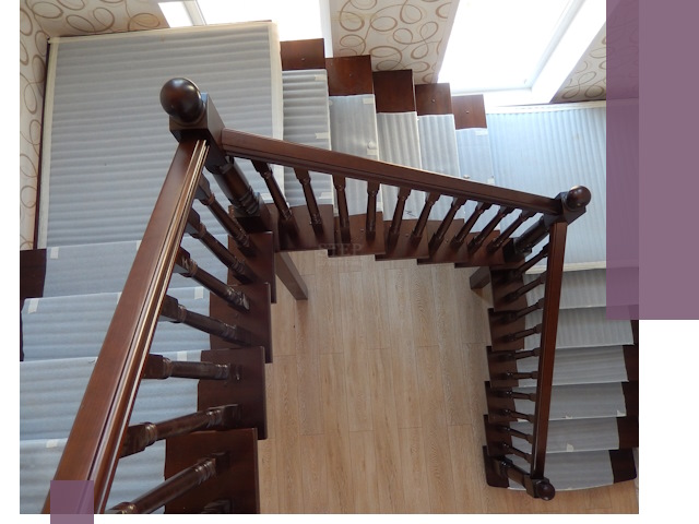 П-образные лестницы под ключ в Сургуте — изготовление и монтаж