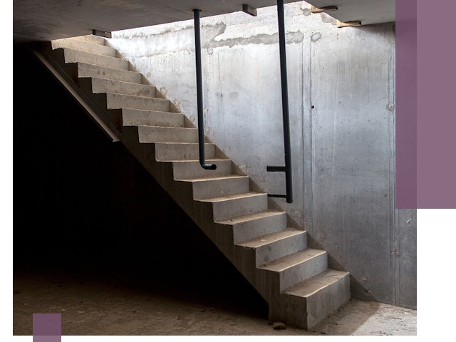 Изготовление и монтаж лестниц в подвале в Сургуте