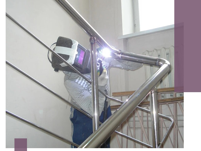 Монтаж перил и ограждений качественно в Сургуте