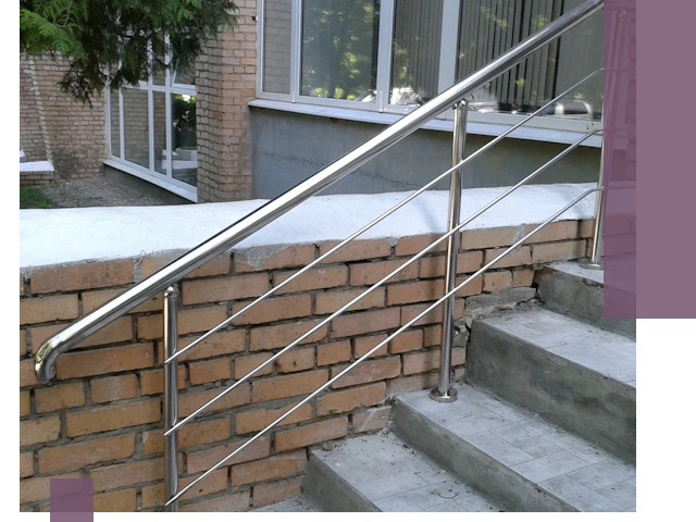 Перила из нержавеющей стали высокого качества в Сургуте