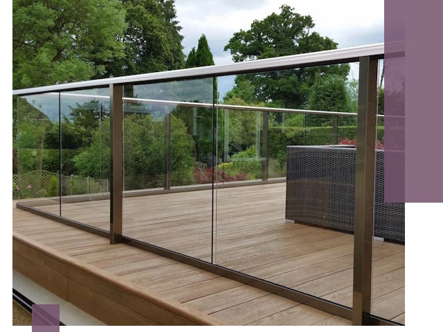 Алюминиевые перила на заказ в Сургуте — монтаж и гарантия