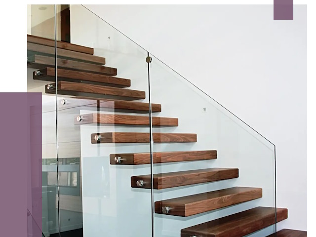 Стеклянные перила для лестницы в Сургуте от 14822 руб.