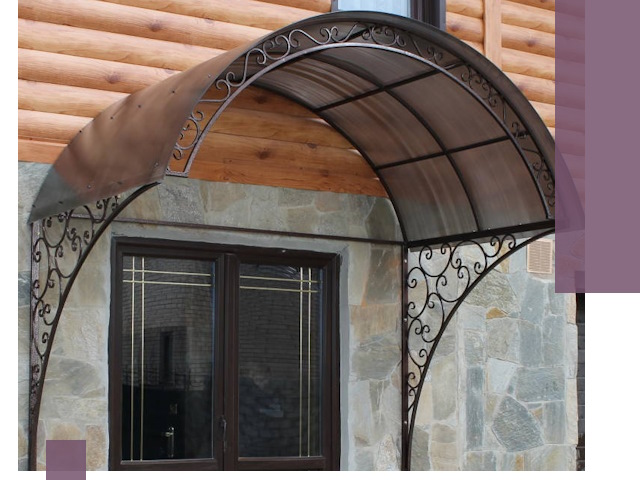 Арочные козырьки под ключ в Сургуте: изготовление и монтаж